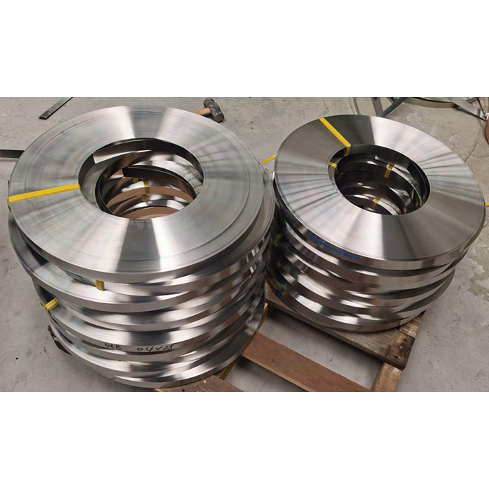 Este mai bine să alegeți o bandă din oțel inoxidabil magnetic sau nemagnetic?